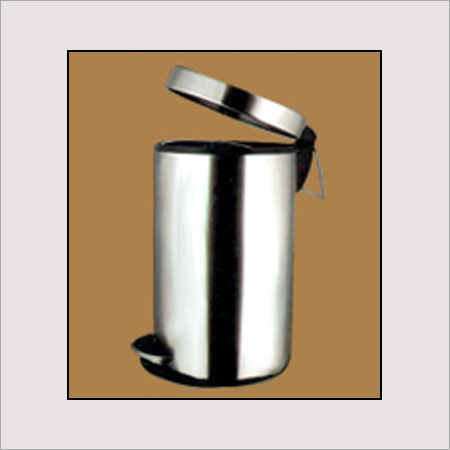 Superior Finish Paddle Dustbin Application: Hotels