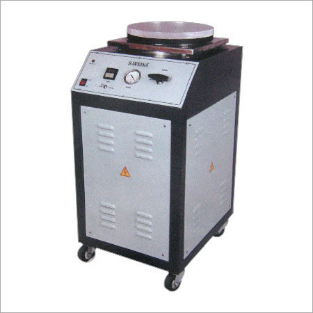 VACUUM INVESTMENT MACHINE