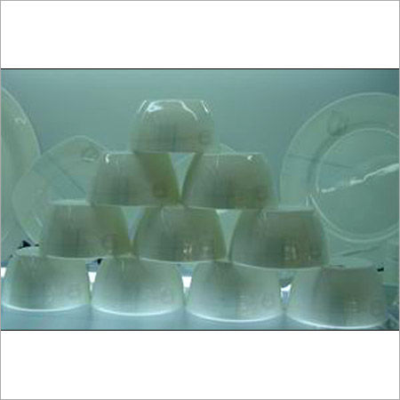 Designer Ceramic Crockery Set Size: Vary