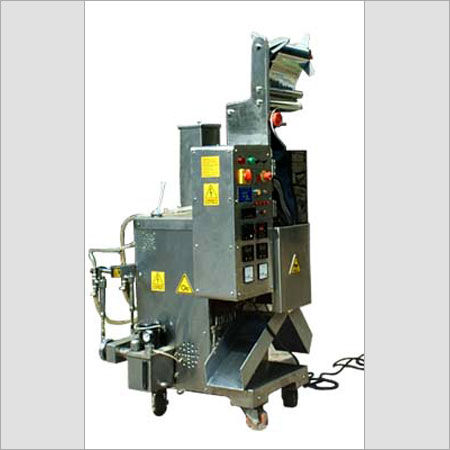 Automatic Foam Fill And Seal Machines For Sachet Packaging Of Liquids