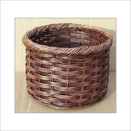 Round Planter With Rolled Rim