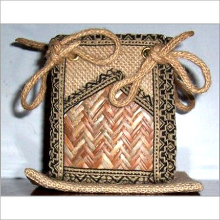 Designer Jute Pen Stands Size: 3.5 X 3 X 3 Inch