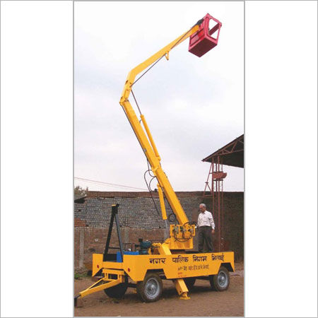 Elevating Work Platform Trailer Application: Material Yard