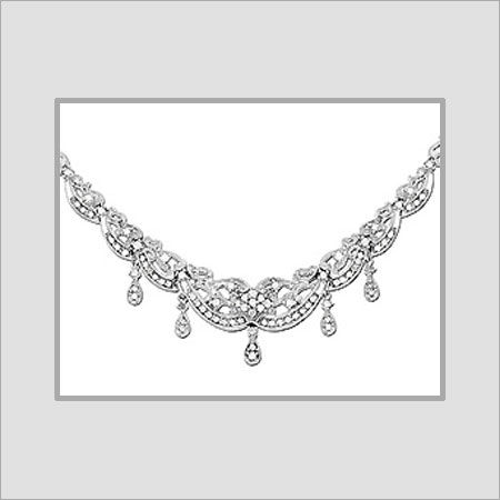 Contemporary Turvi Diamond Necklace for women under 165K - Candere by  Kalyan Jewellers