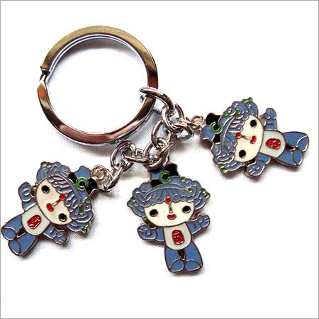 Various Colors Are Available Metal Body Designer Key Chain 