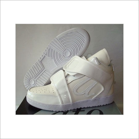 Breathable White Color Sport Shoes