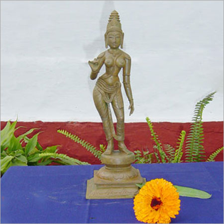 Metallic Bronze Statue With Perfect Shape