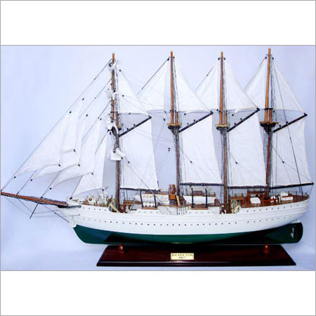 Polished Wood Tall Ship For Home Decorative