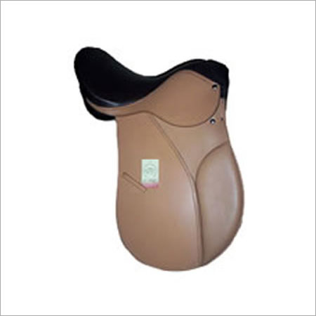 DRESSAGE SADDLE