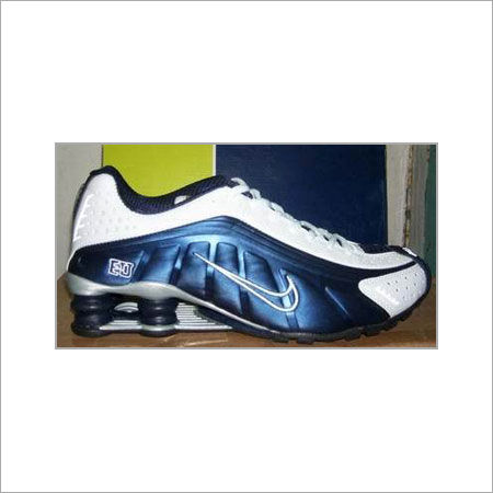 White Light Weight Sports Shoes