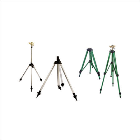 Tripod Impulse Gardening Sprinkler Size: Vary