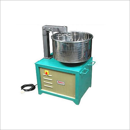 FLOUR KNEDING MACHINE