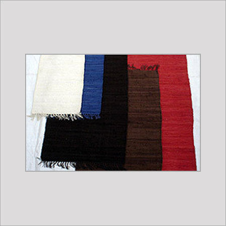 Various Colors Are Available Plain Pattern Chindi Rugs