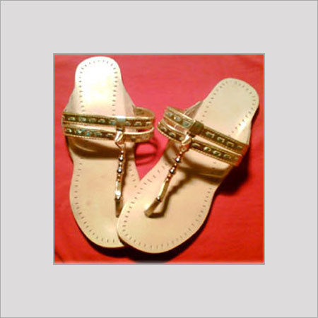 Beaded Kolhapuri Chappals