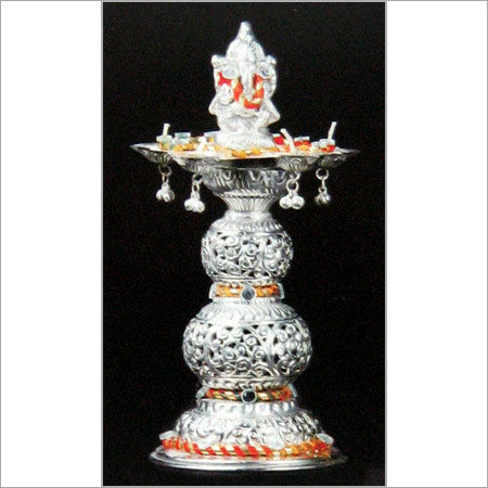 SILVER PLATED METAL DIYA STAND