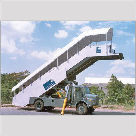 HYDRAULIC STAIRS FOR AIRPORT