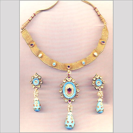 Designer Gold Necklace Set Size: Various Sizes Are Available