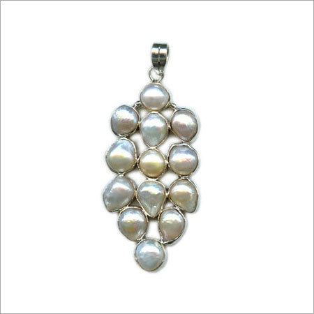 Light Weight Designer Pearl Pendants