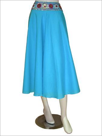 Various Colors Are Available Plain Pattern Flared Skirts