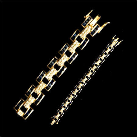 Designer White Gold Bracelets Size: Various Sizes Are Available