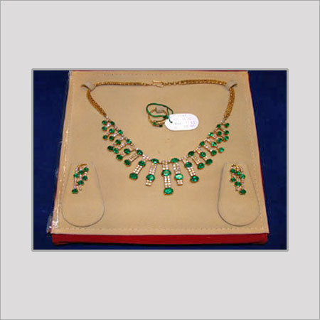 Emerland Necklaces For Womens Size: Various Sizes Are Available