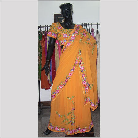 Plain Pattern Women Sarees