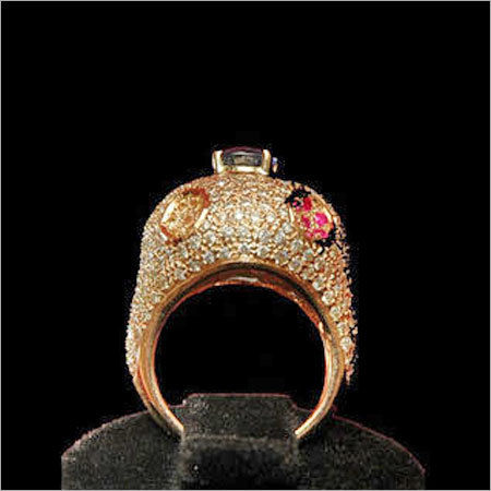 Golden Womens Designer Gold Rings