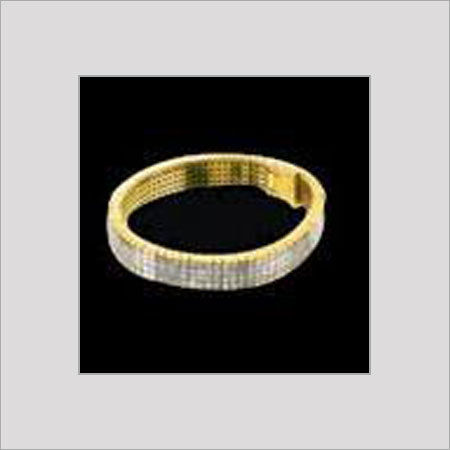 DIAMOND STUDDED GOLD BANGLES