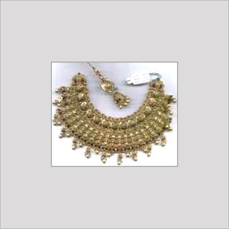 Varios Colors Are Available Pure Gold Necklace Set 