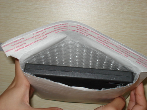White Colored Kraft Bubble Mailer Size: Various Sizes Are Available