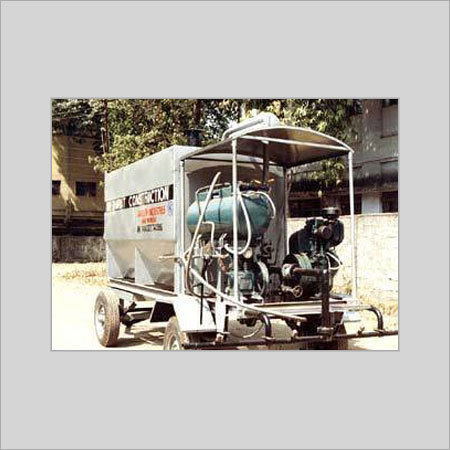 Bitumen And Fuel Bouzer Tanks With Sprayer Grade: Industrial Grade