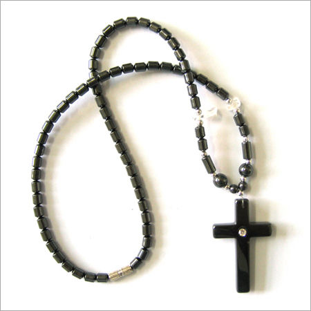 Beautiful Design Hematite Necklace Gender: Women