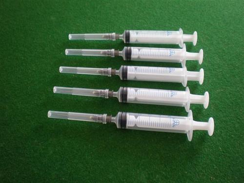 Safe Usage Disposable Syringes - Polypropylene Material, 1ml to 60ml Luer Slip & 2ml to 60ml Luer Lock Sizes, Non-Pyrogenic & Non-Toxic | Sterilized for Single Use in Hospitals and Clinics