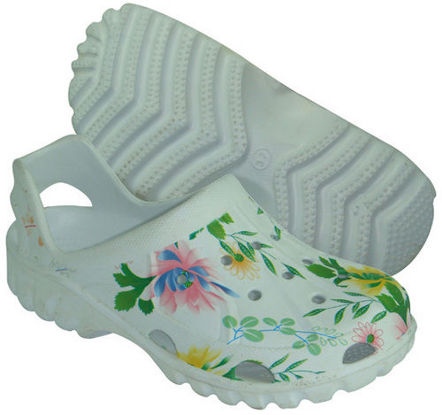 White Flower Print Garden Clogs