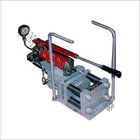 Hydraulic Cable Crimping Machine - Compact Design, Motorised & Hand Operated Options, Easy to Transport