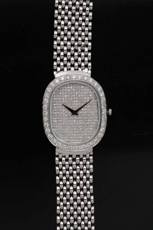 Silver Ladies Oval Dial Wrist Watch