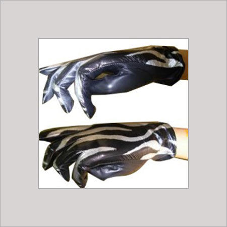 Zebra Texture Gloves