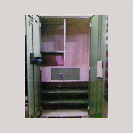 Steel Deluxe Almirah With Locker