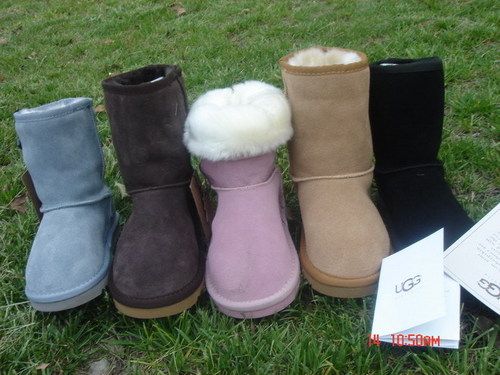 Unisex Ugg Boots - Color: As Per Demand