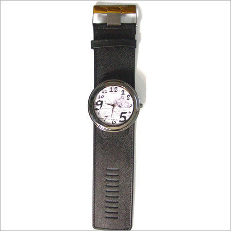 Black Fashionable Leather Wrist Watch