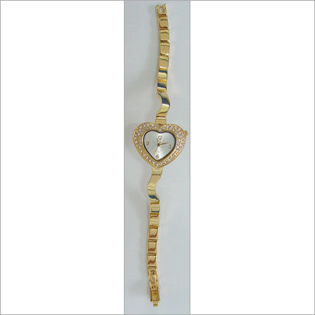 Ladies Heart Shape Wrist Watch Gender: Women