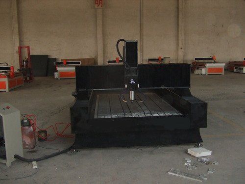 Industrial Automatic Cnc Router Table Size: Vary