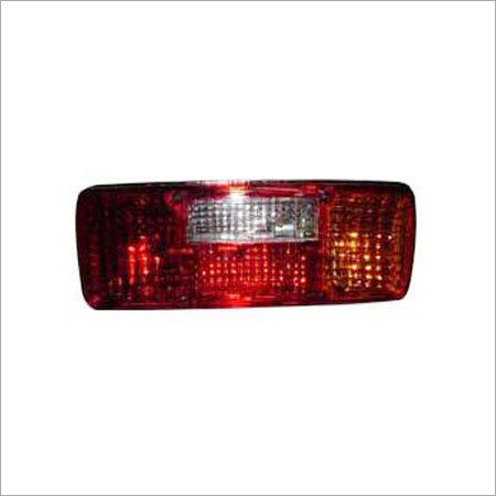 Four Chamber Diamond Cut Tail Light