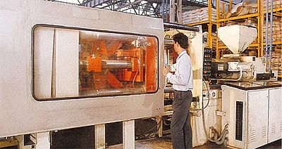 Injection Moulding Machines Retrofitting Service By YASH AUTOMATION
