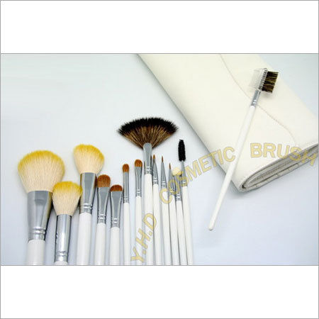 Professional Cosmetic Makeup Brush Set Size: Standard