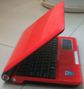 10.2 Inch Mini Laptop - 1.3M Webcam, 1GB/2GB DDR2 RAM, 120GB-320GB SATA Storage, Windows XP/Linux Support, Wi-Fi Connectivity, Built-in Touch Panel