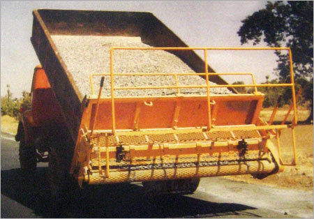 Tailboard Chip Spreader