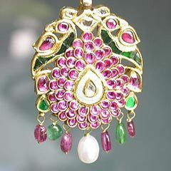 Fancy Designer Kundan Pendant Gender: Women