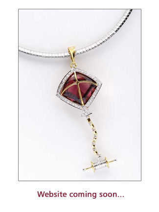 Kite Style Pendant Diamond Necklace Very Good