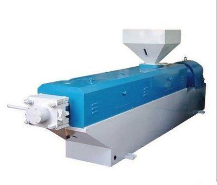 Plastic Extruder - LLDPE Granule Processing at 90-120 kg/hr | Master Batch Color Integration, High Efficiency